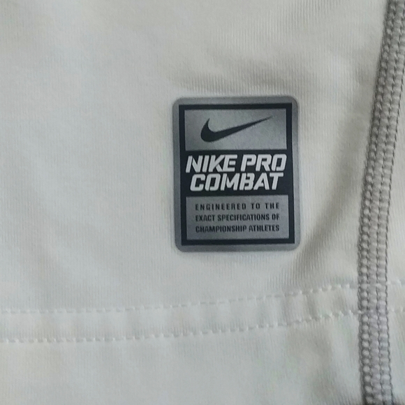 Nike Pro Combat Fitted Dri fit White Long Sleeve SZ 2XL - Picture 3 of 11